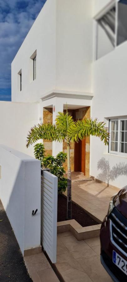 Villa Pousadoiro Плайя-Бланка Екстер'єр фото
